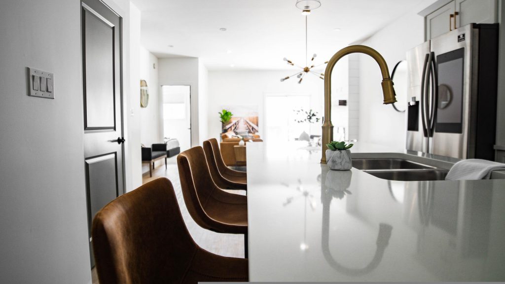 Szkło na ścianę w kuchni